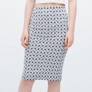 Zara Textured Bodycon Midi Pencil Skirt